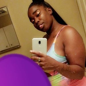 Meet your Posher, Sabrina